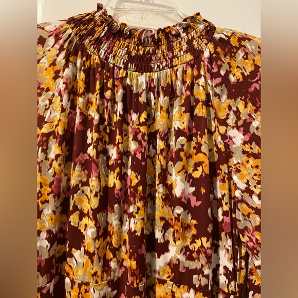 Dress - Picture 3 of 3